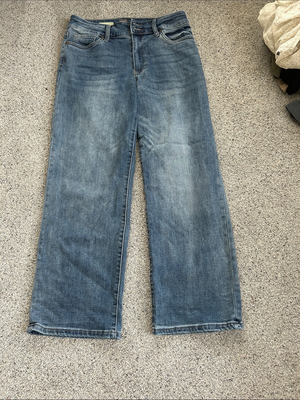 Kut from the kloth Classic Wide-Leg women’s  Jeans in Medium Blue